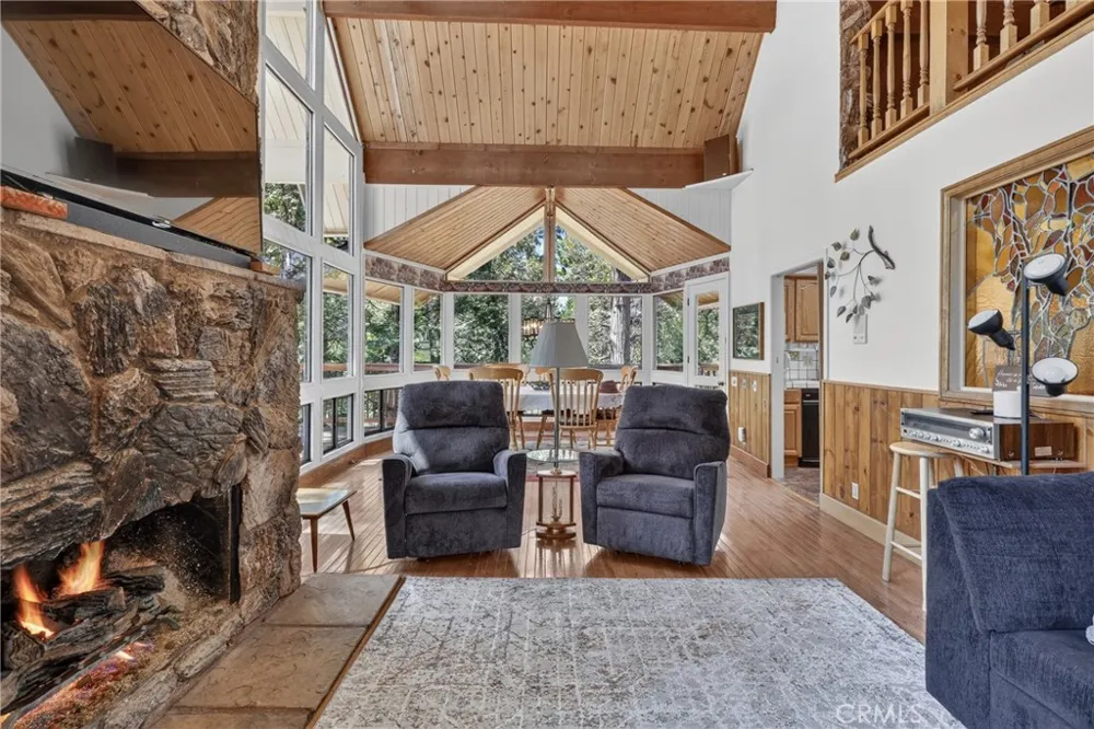 27427 Pinewood Lake Arrowhead, CA 92352