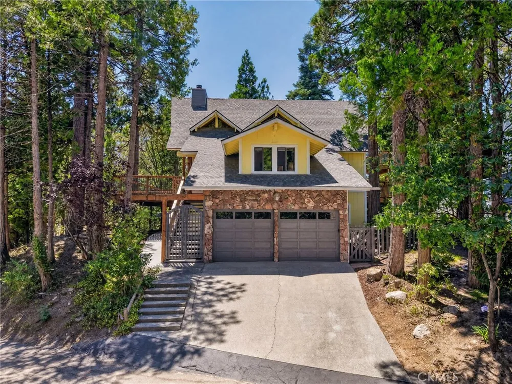 27427 Pinewood Lake Arrowhead, CA 92352