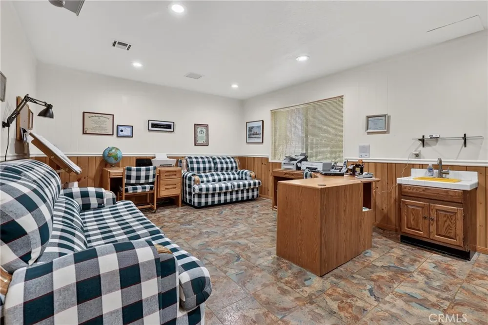 27427 Pinewood Lake Arrowhead, CA 92352