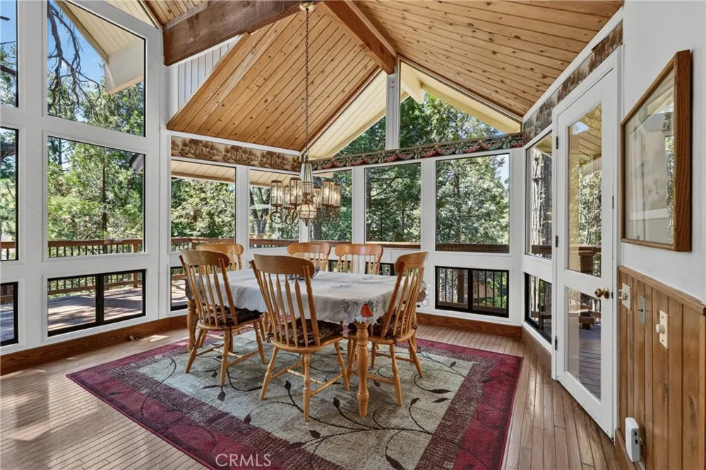 27427 Pinewood Lake Arrowhead, CA 92352