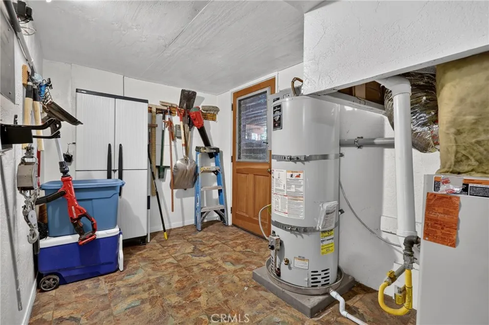 27427 Pinewood Lake Arrowhead, CA 92352