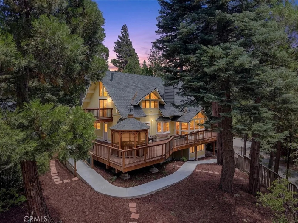 27427 Pinewood Lake Arrowhead, CA 92352