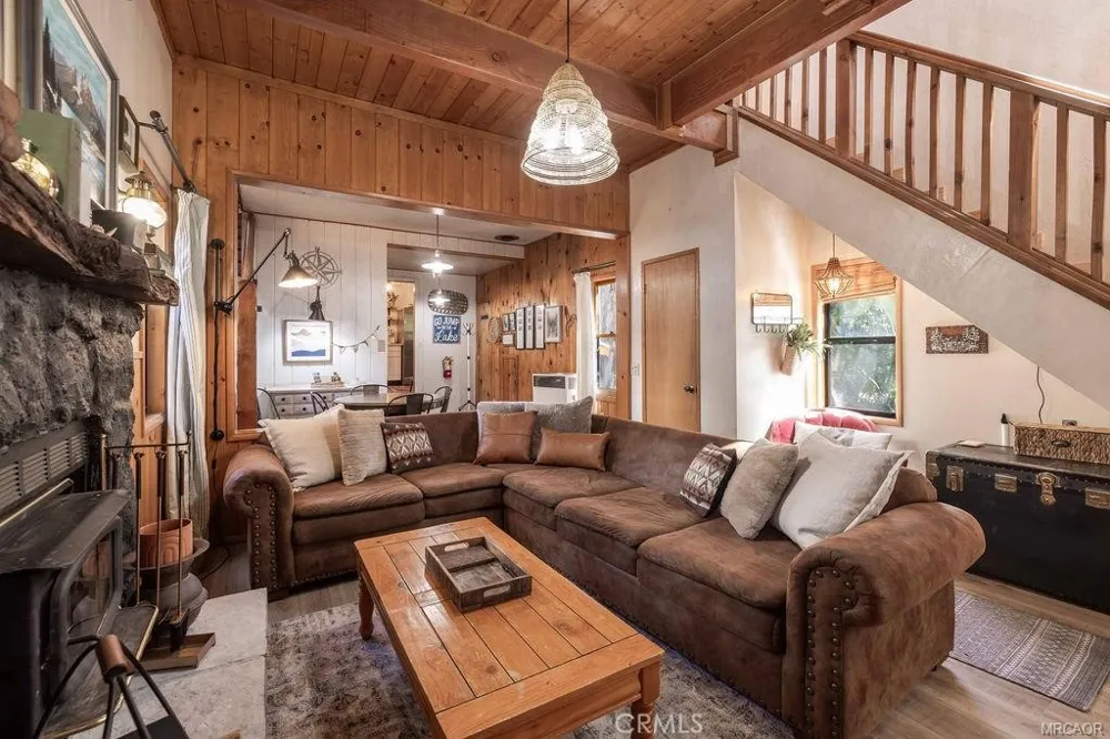 835 Jaybird Lane Big Bear Lake, CA 92315