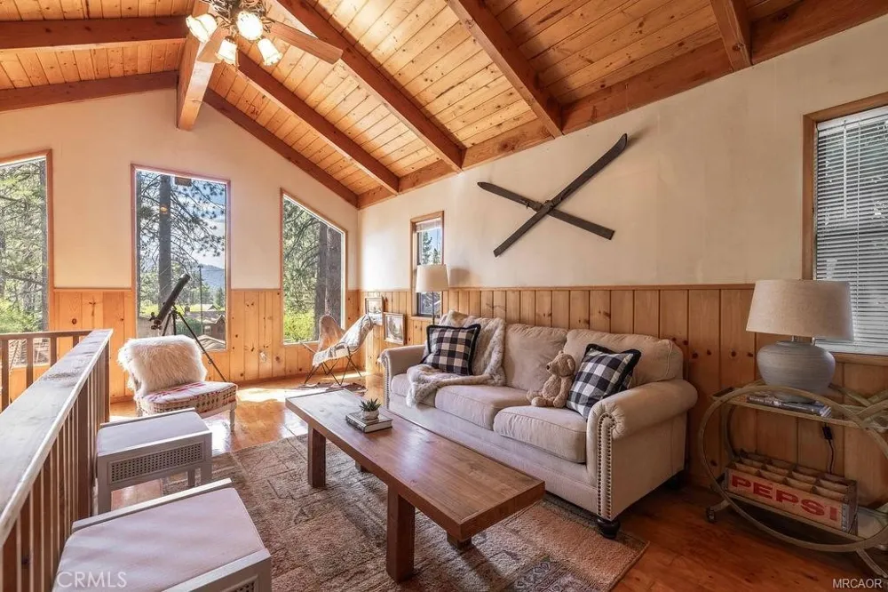 835 Jaybird Lane Big Bear Lake, CA 92315