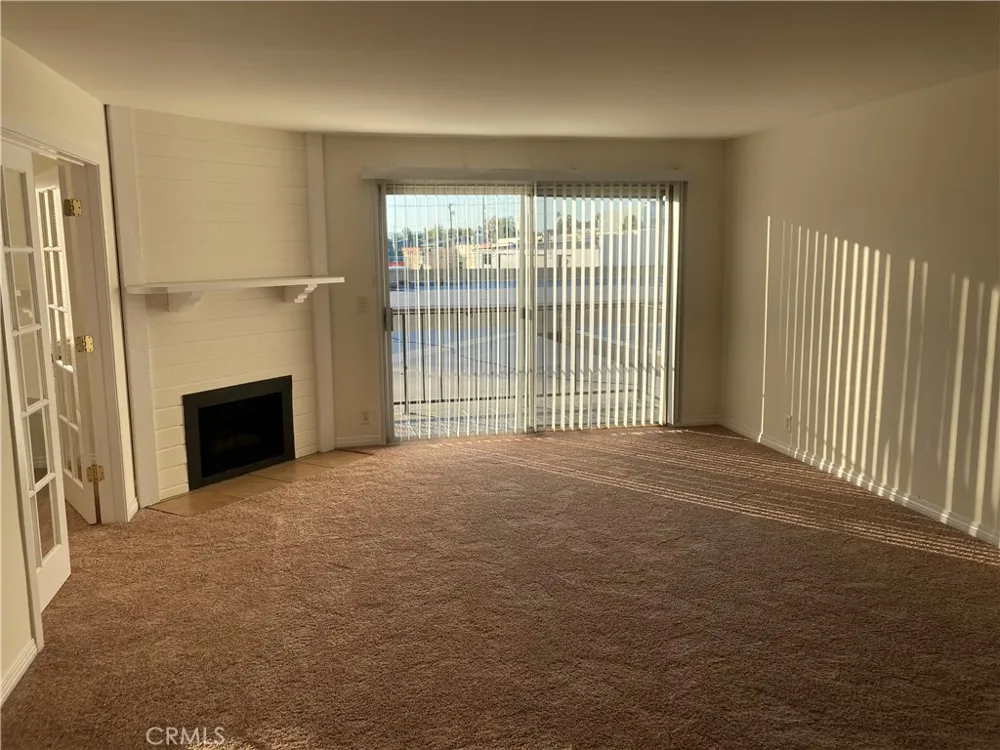 8505 Columbus Avenue #211 North Hills, CA 91343