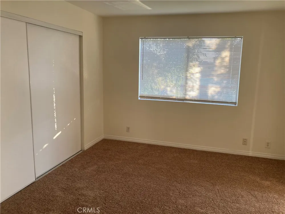 8505 Columbus Avenue #211 North Hills, CA 91343