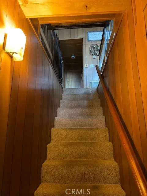 719 Ridge Way Green Valley Lake, CA 92341