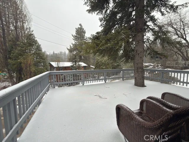 719 Ridge Way Green Valley Lake, CA 92341