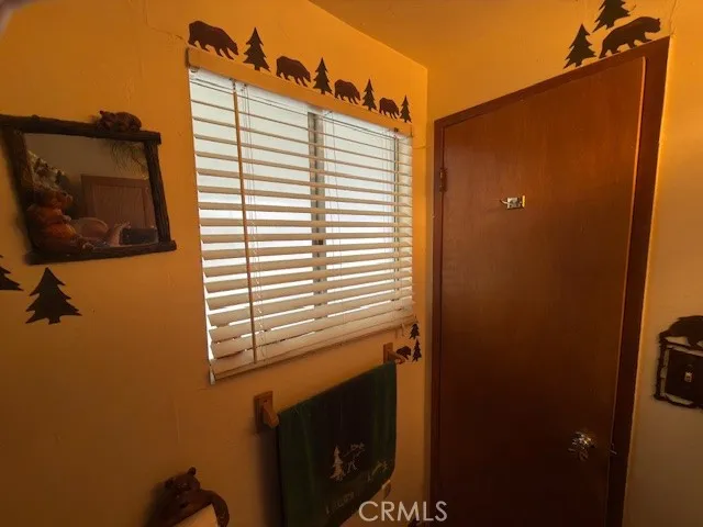 719 Ridge Way Green Valley Lake, CA 92341