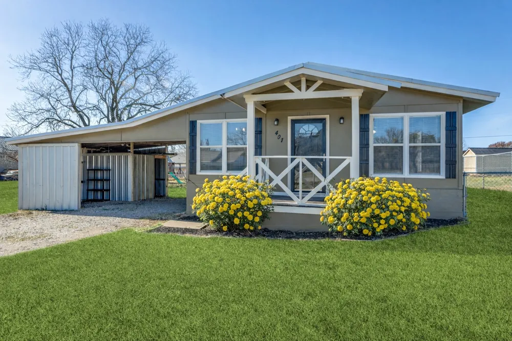 401 Ashwood Street Azle, TX 76020