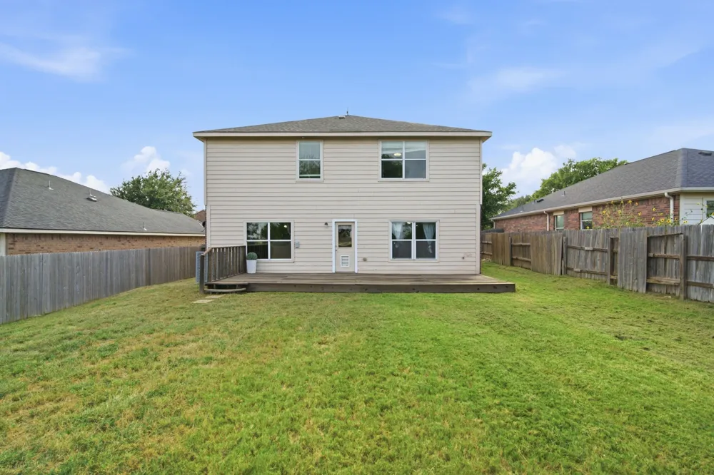 177 Buffalo Ridge Drive Newark, TX 76071