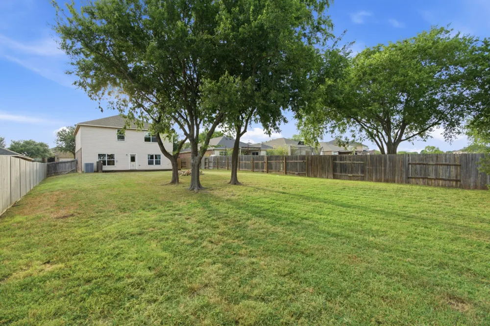 177 Buffalo Ridge Drive Newark, TX 76071