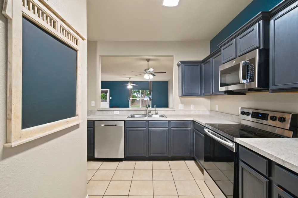 177 Buffalo Ridge Drive Newark, TX 76071