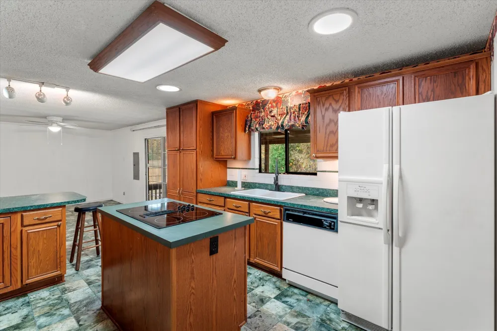 602 Legendary Lane Gun Barrel City, TX 75156