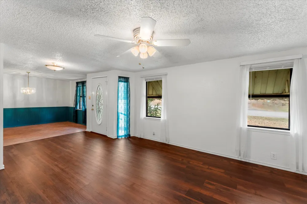 602 Legendary Lane Gun Barrel City, TX 75156