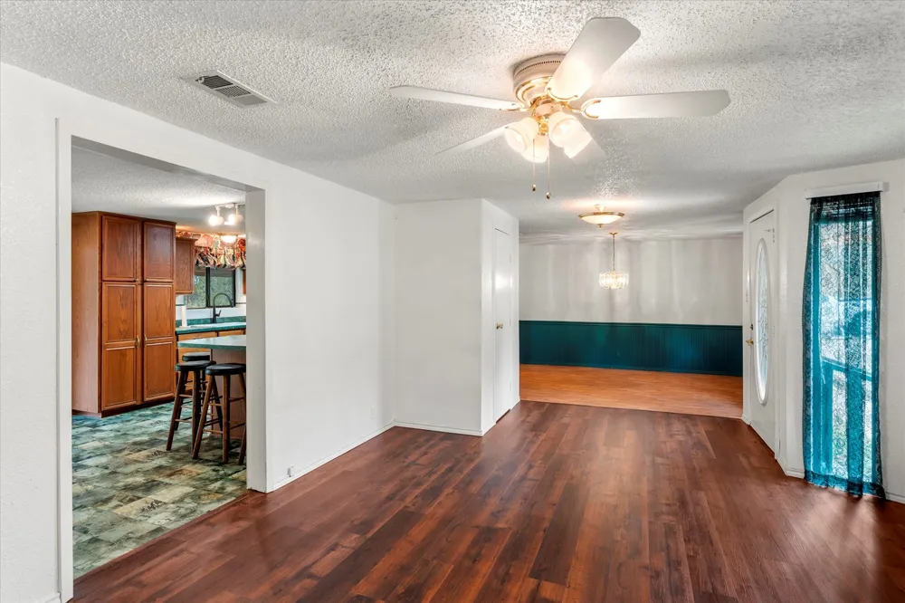 602 Legendary Lane Gun Barrel City, TX 75156