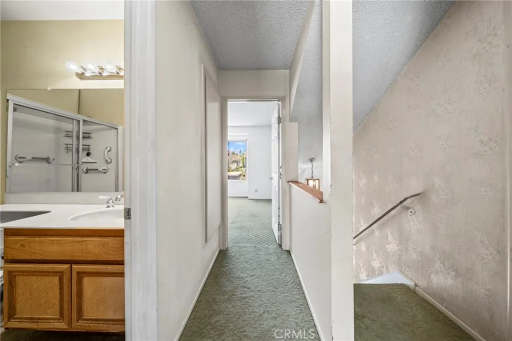 101 Dogwood Aliso Viejo, CA 92656