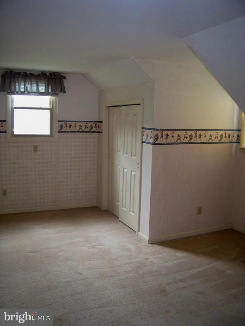 1968 WILDERNESS ROAD Lancaster, PA 17603