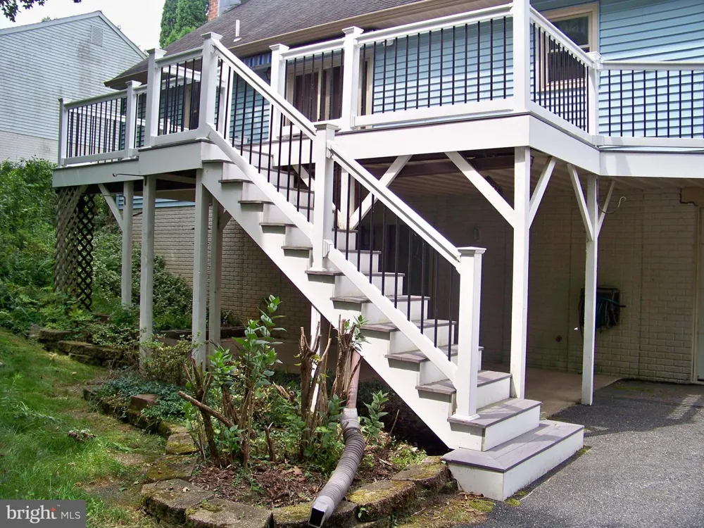 1968 WILDERNESS ROAD Lancaster, PA 17603