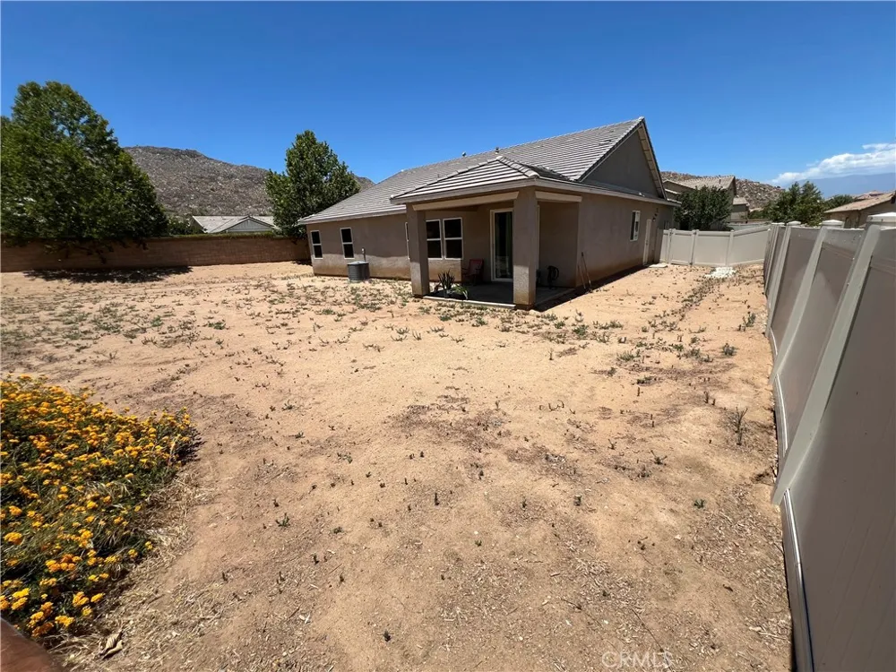 3742 Mulberry Street San Jacinto, CA 92582