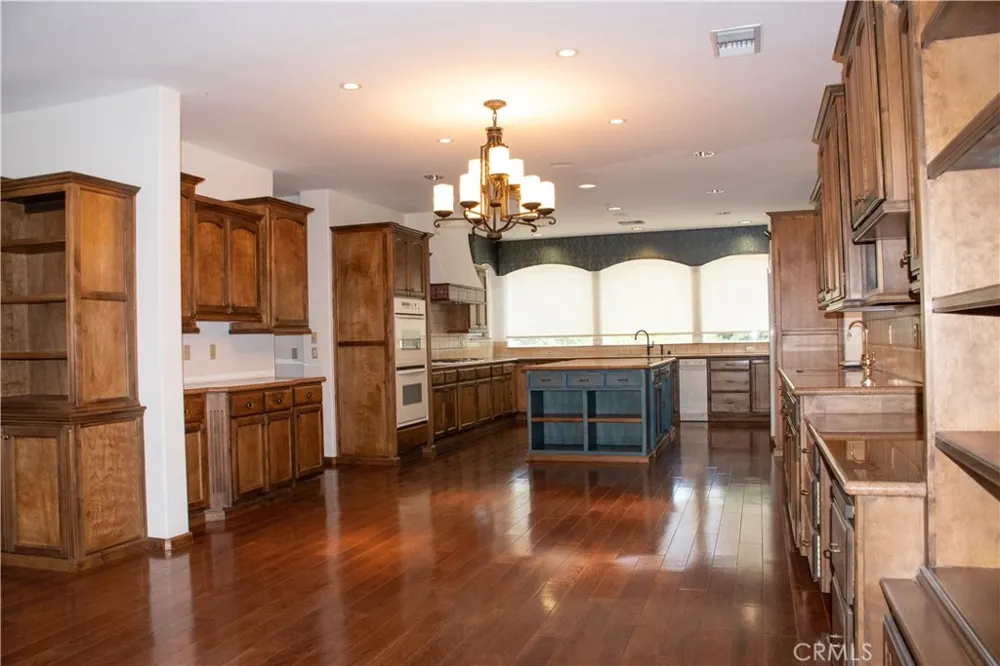 1632 Halsey Street Redlands, CA 92373