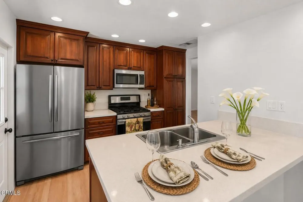 22901 Leadwell Street West Hills, CA 91307