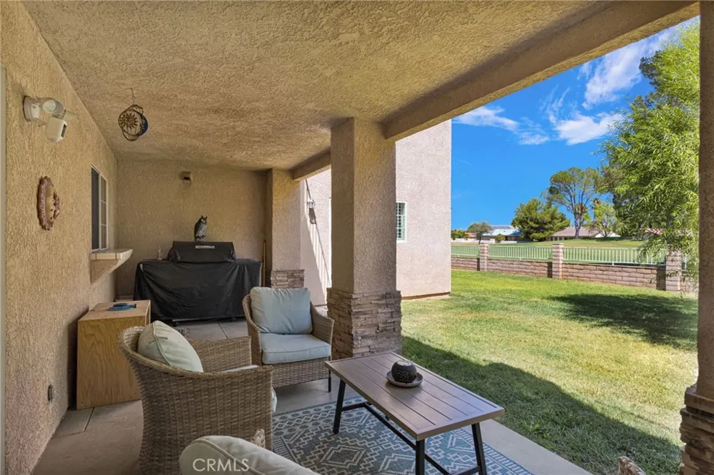 15186 Little Bow Lane Helendale, CA 92342