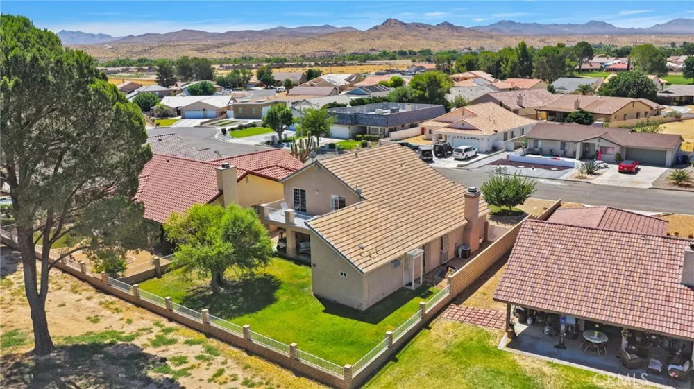 15186 Little Bow Lane Helendale, CA 92342