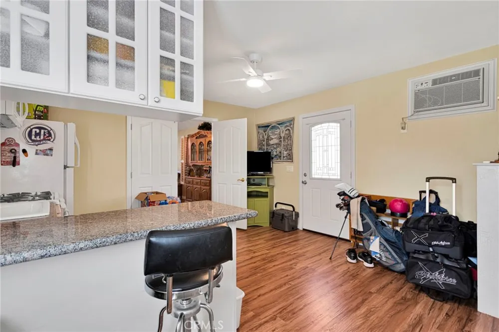 15186 Little Bow Lane Helendale, CA 92342