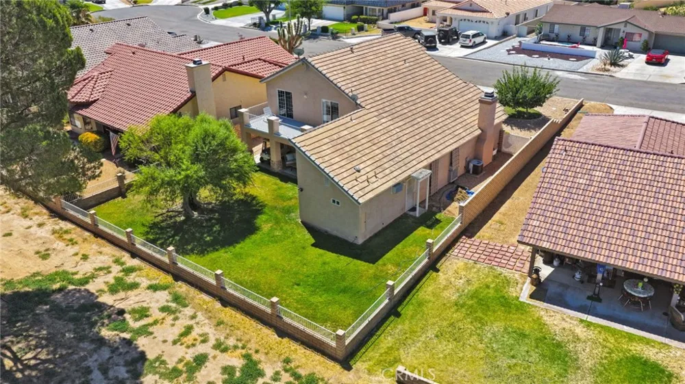 15186 Little Bow Lane Helendale, CA 92342