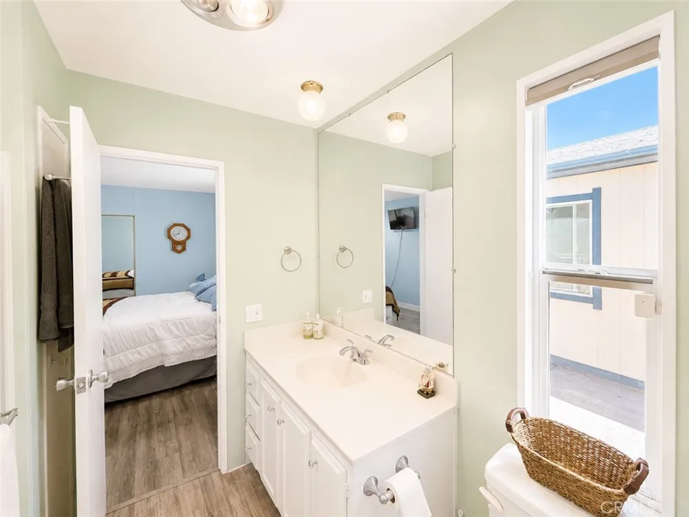 35598 Shane Calimesa, CA 92320