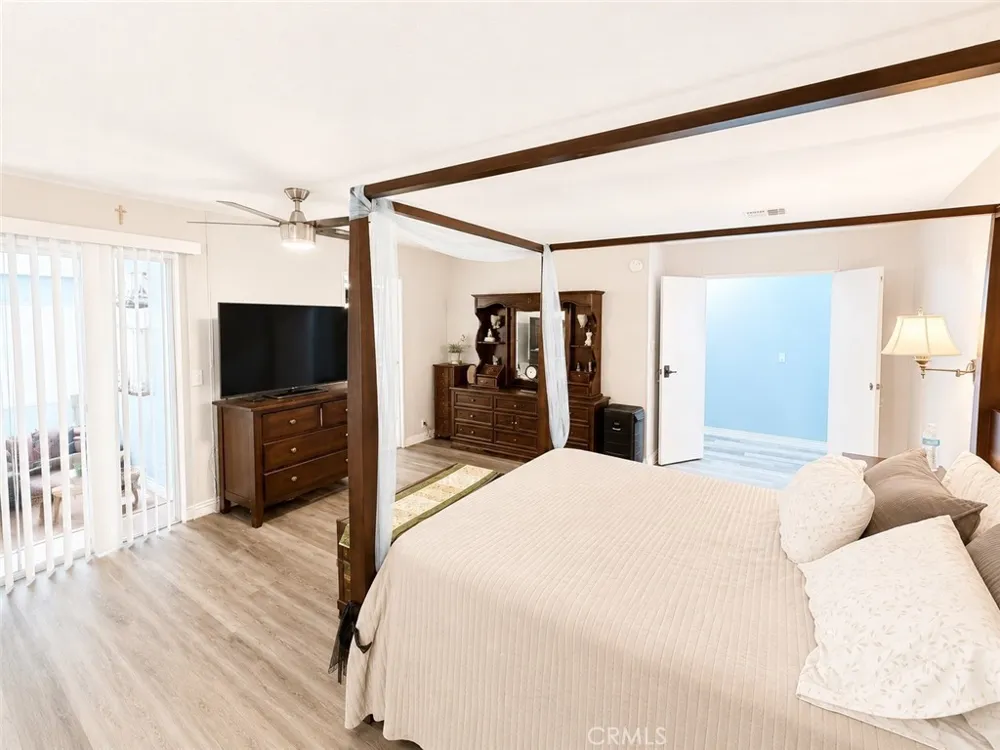 35598 Shane Calimesa, CA 92320