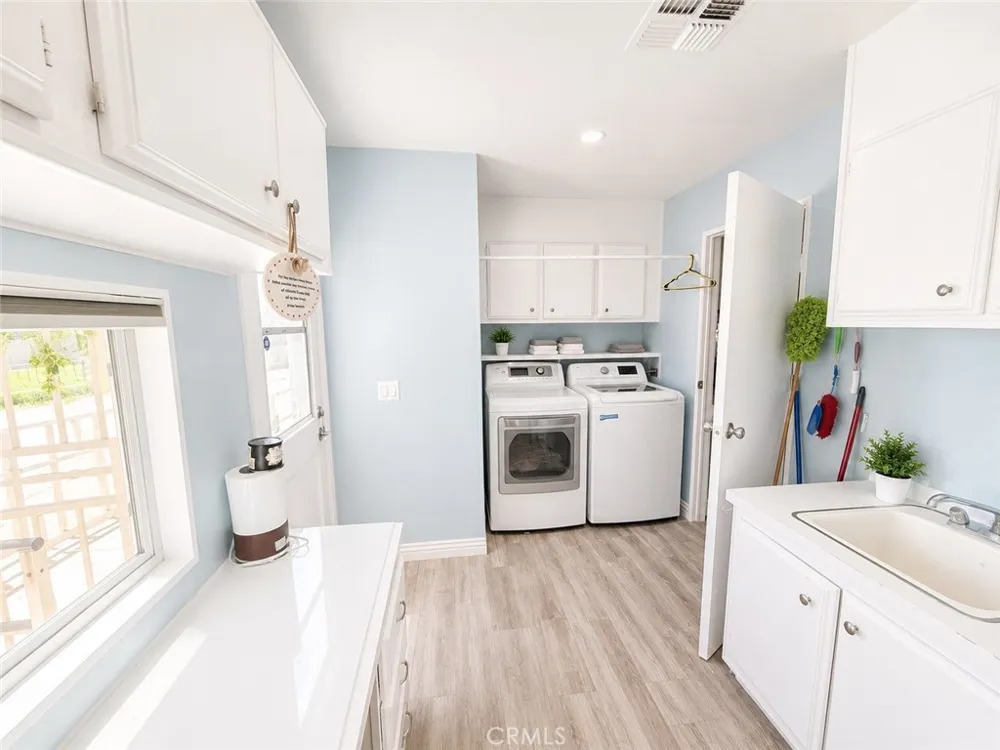 35598 Shane Calimesa, CA 92320