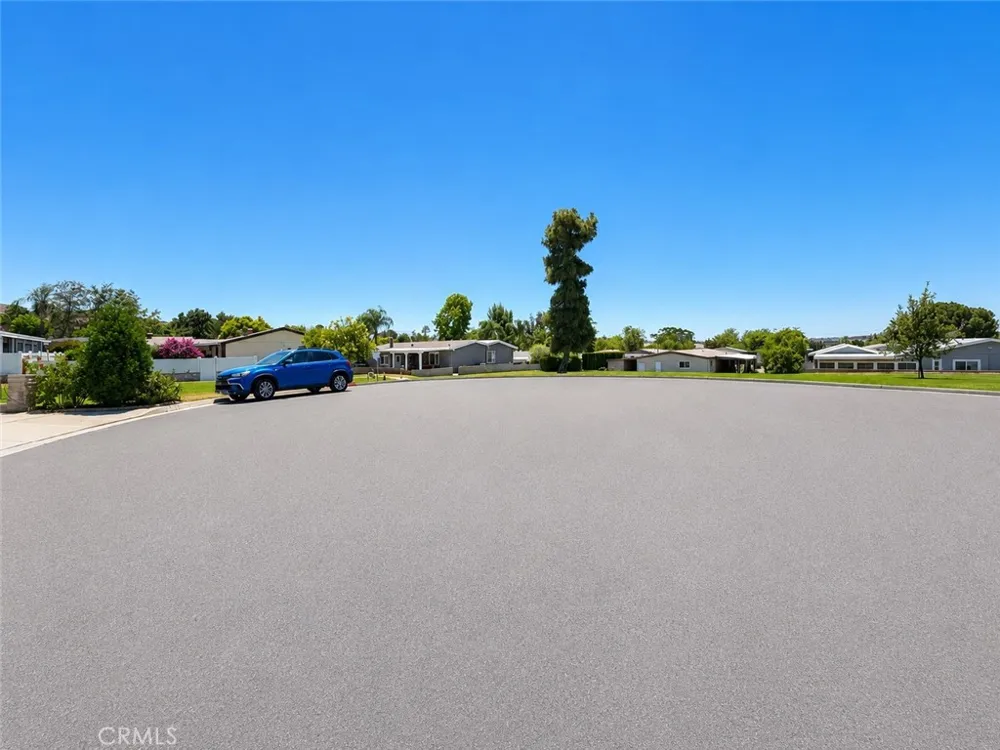 35598 Shane Calimesa, CA 92320