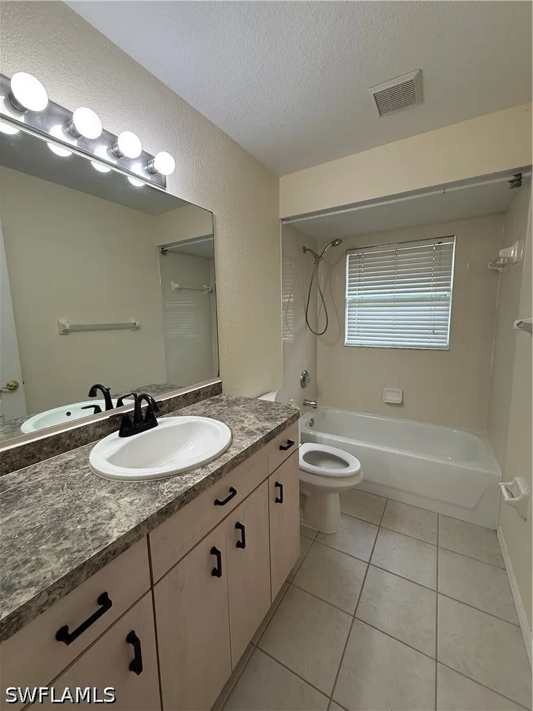 Lubec Avenue North Port, FL 34287