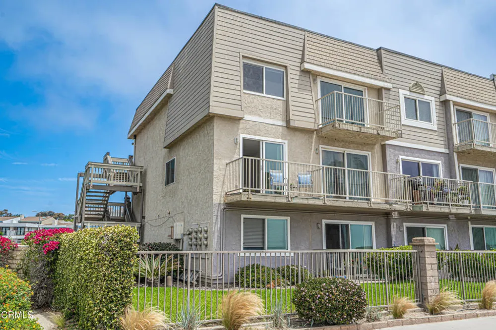 201 E Surfside Drive Port Hueneme, CA 93041