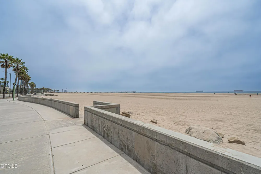 201 E Surfside Drive Port Hueneme, CA 93041