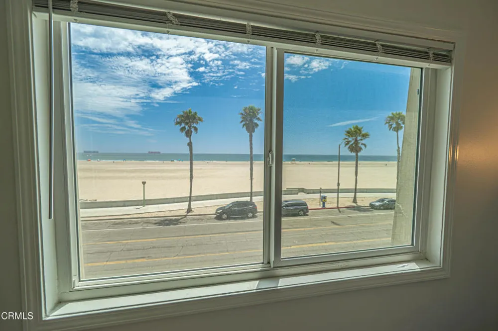 201 E Surfside Drive Port Hueneme, CA 93041