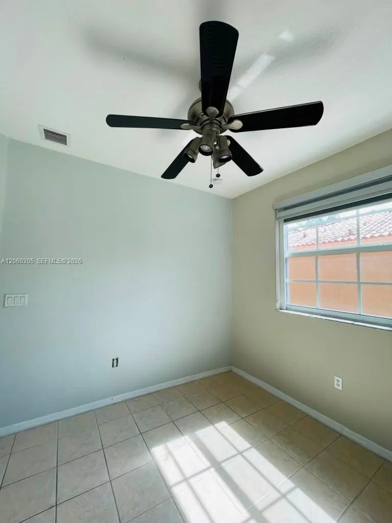 790 SW 107th Ave #301 Pembroke Pines, FL 33025