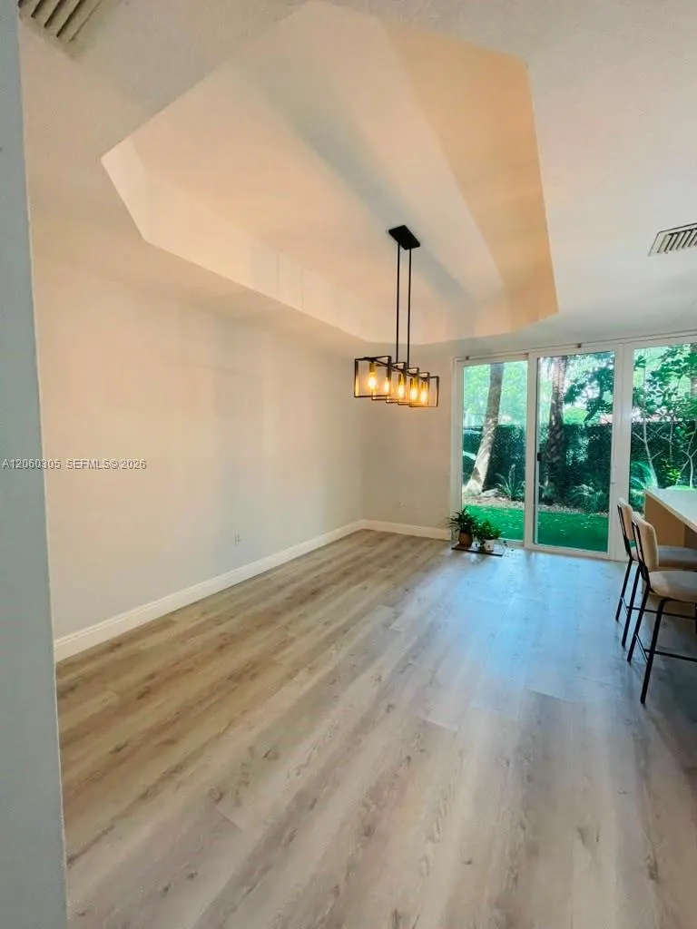 790 SW 107th Ave #301 Pembroke Pines, FL 33025
