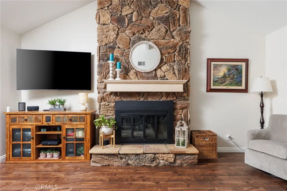 30763 Pyramid Point Canyon Lake, CA 92587