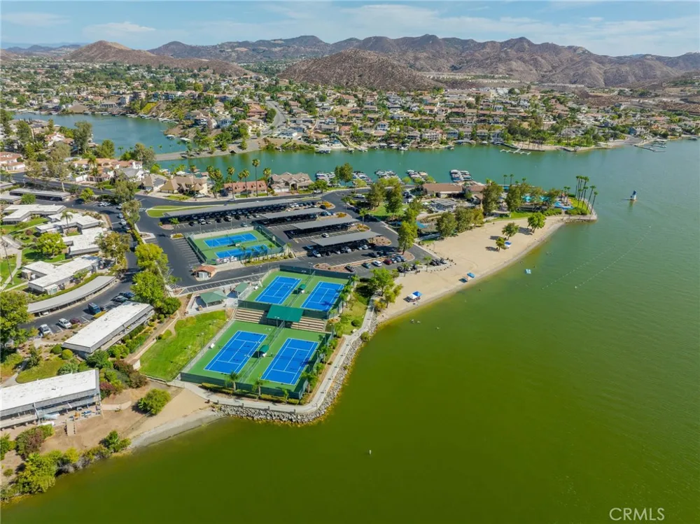 30763 Pyramid Point Canyon Lake, CA 92587