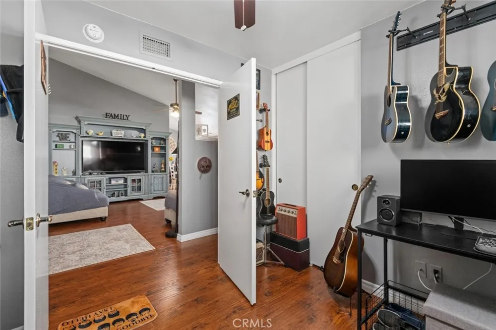 4819 W Forest Oaks Avenue Banning, CA 92220