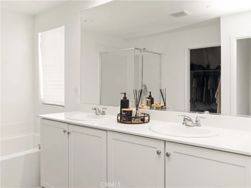 4728 Goldfinch Hemet, CA 92545