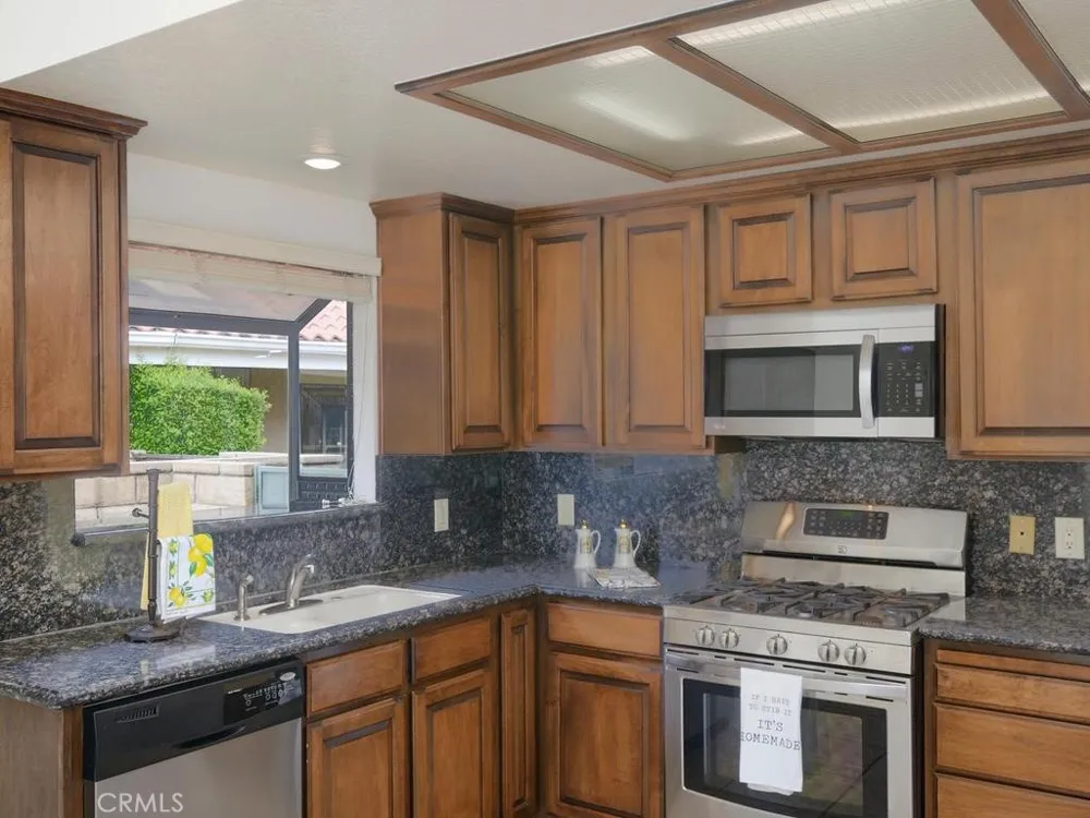 1188 Upland Hills S Upland, CA 91786