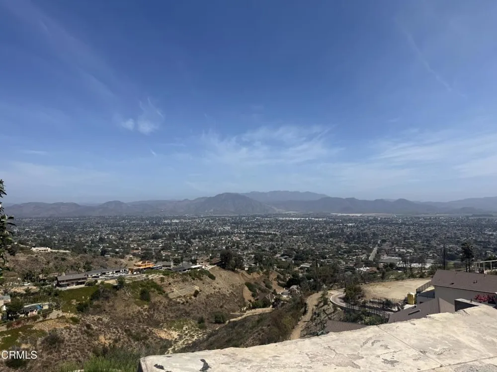 931 W Highland Drive Camarillo, CA 93010