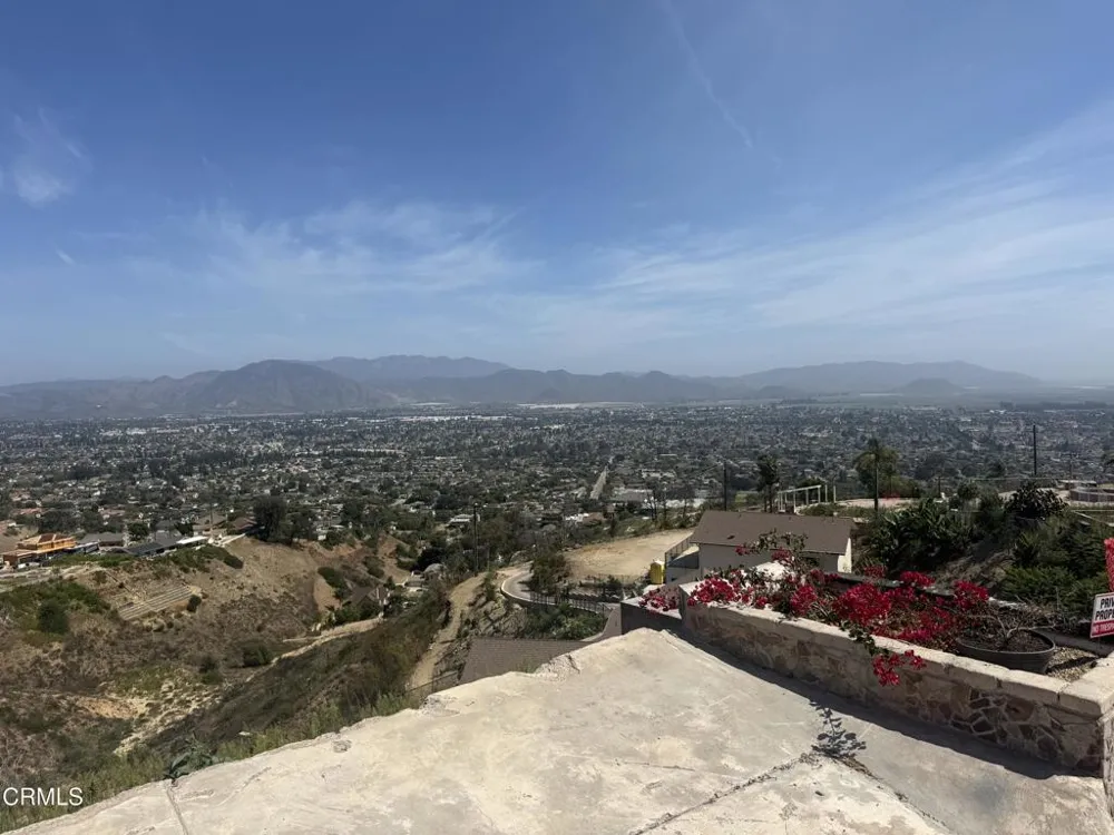 931 W Highland Drive Camarillo, CA 93010