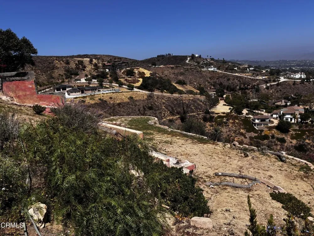 931 W Highland Drive Camarillo, CA 93010