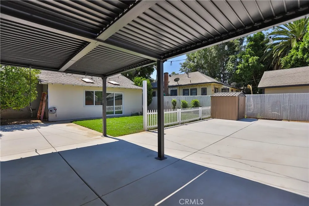 3031 Chestnut Riverside, CA 92501
