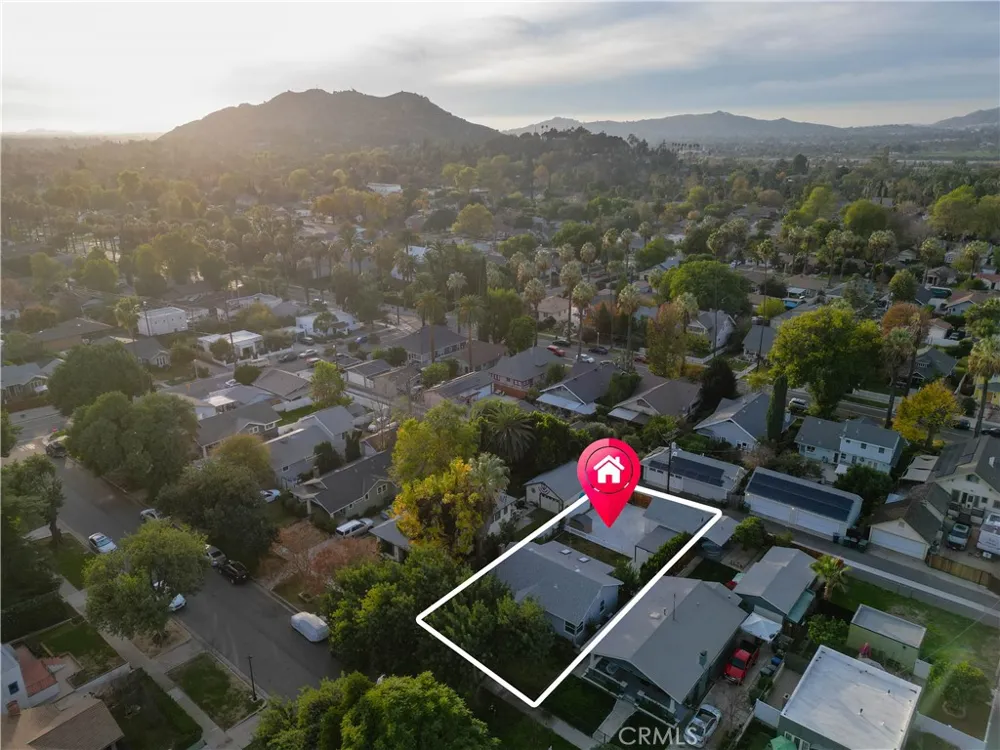 3031 Chestnut Riverside, CA 92501